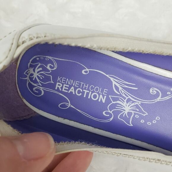 Kenneth Cole Reaction Flats White Size 6 - Picture 3 of 8